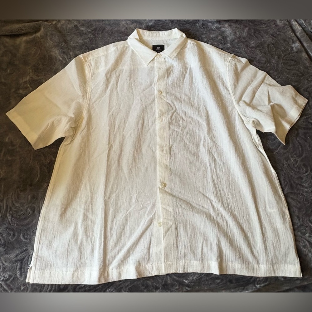 H&M Men’s Shirt Size XL